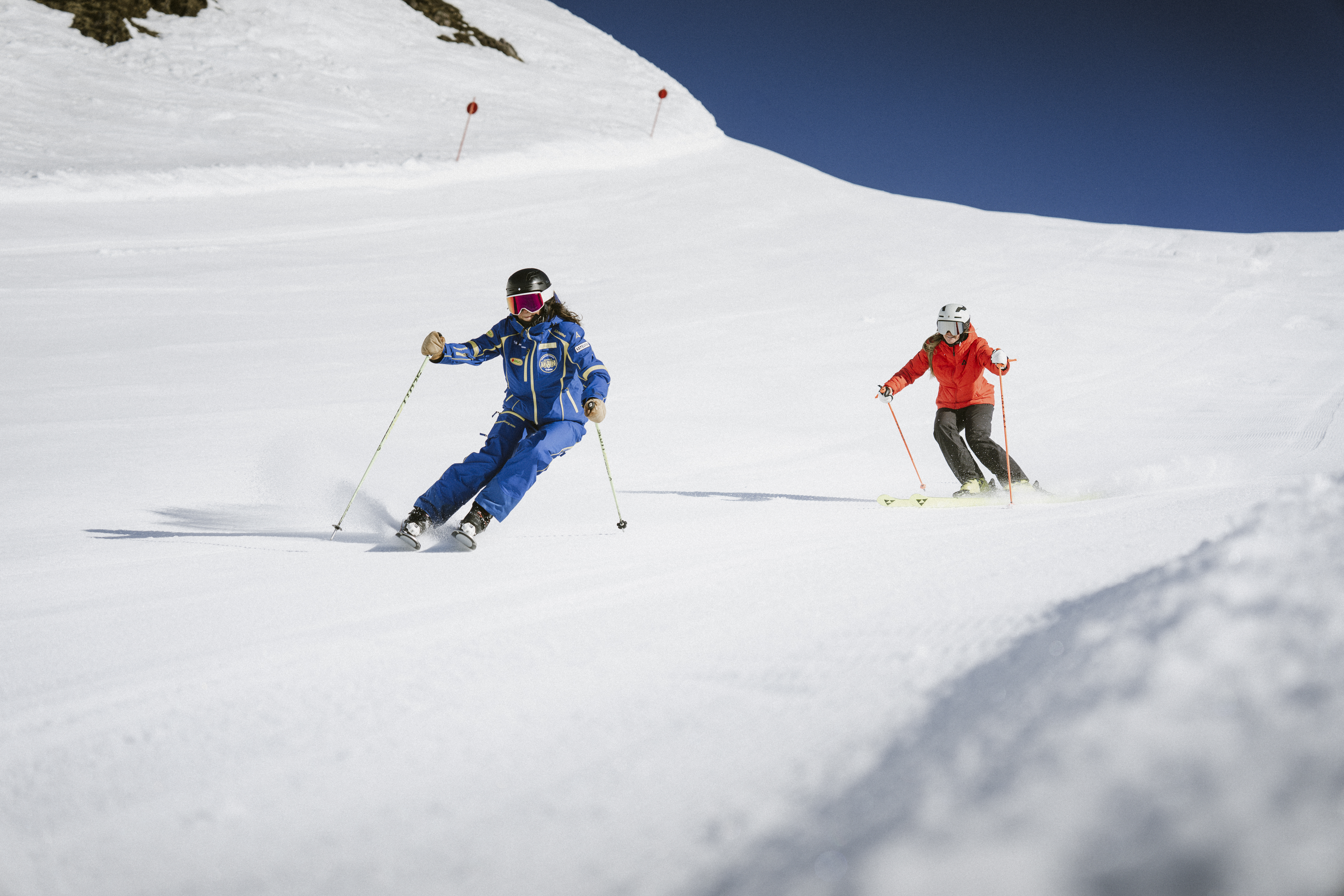 Clases de esquí para adultos desde 18 años para principiantes con Escuela de esquí Arlberg.