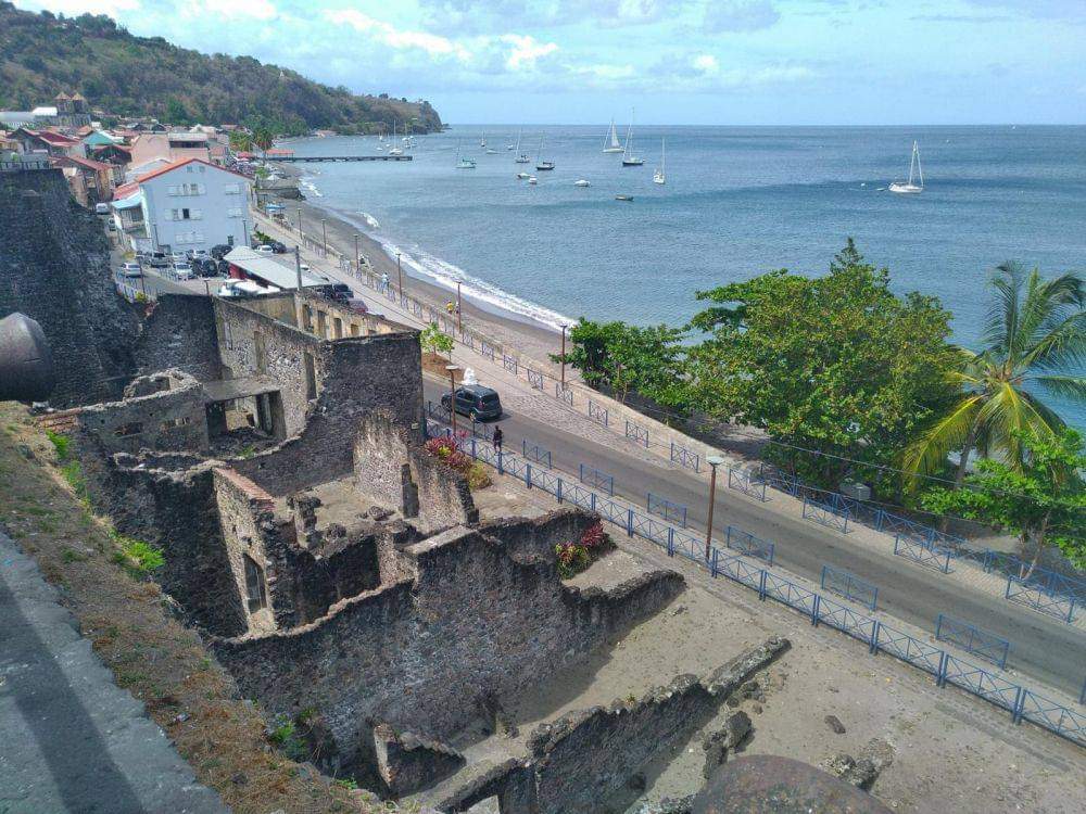 Visita guidata di un'intera giornata da Fort-de-France alla foresta tropicale.