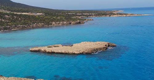 Bootsverleih in Latchi (bis zu 9 Personen) ohne Führerschein mit Latchi Dive & Watersports Centre Bootsverleih in Latchi (bis zu 9 Personen) ohne Führerschein mit Latchi Dive & Watersports Centre.