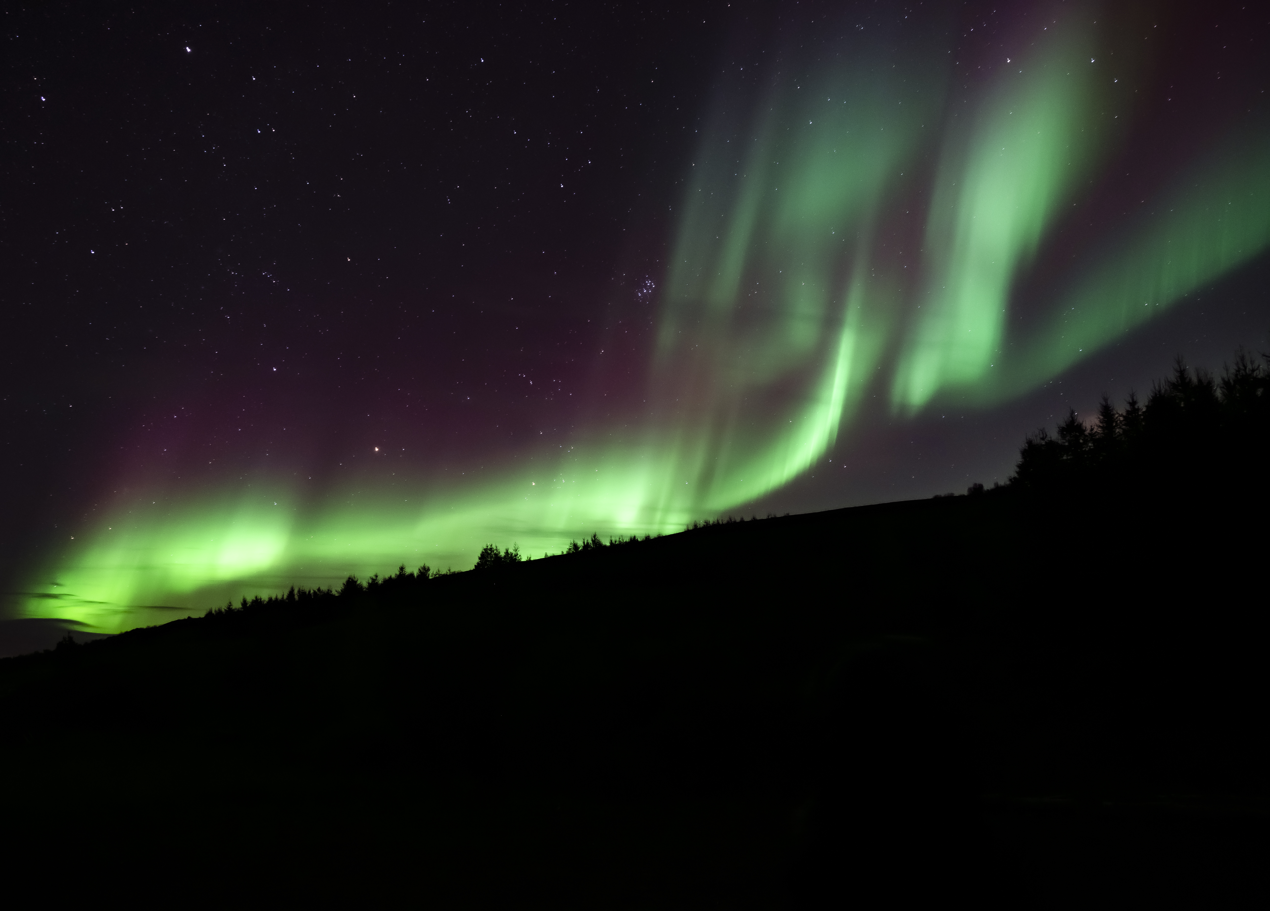 Nordlichter-Jeeptour mit heißer Schokolade ab Akureyri mit Star Travel Iceland.
