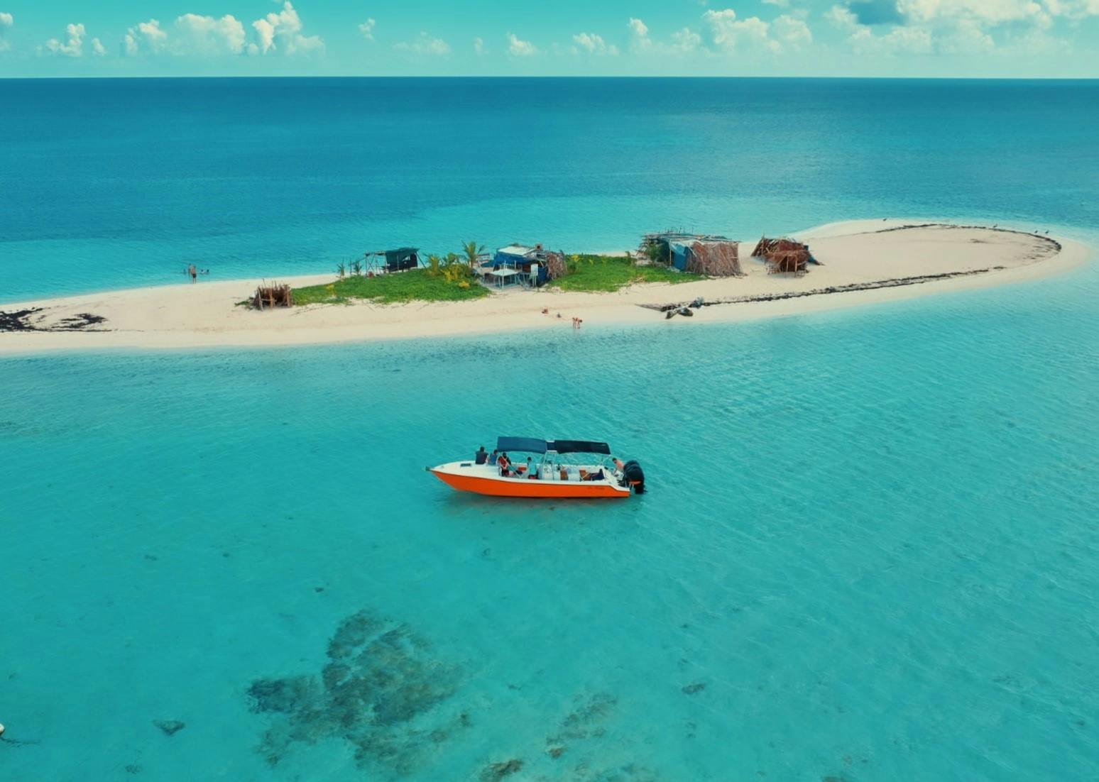 Full-Day Boat Trip to Grand Cul-de-Sac with Lunch & Snorkelling from La Flotte Pole Nautique.