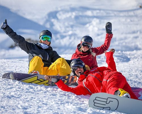 Snowboarding Lessons for Teens (13-17 y.) for All Levels.