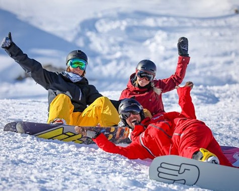 Teens Snowboarding Lessons (13-18 y.) for All Levels