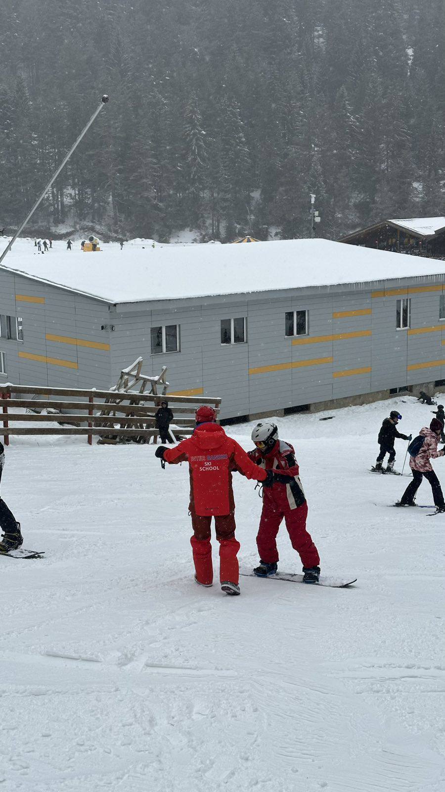 Cours particulier de snowboard (dès 3 ans).