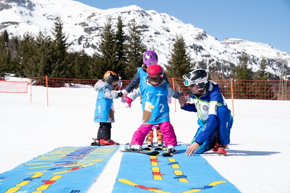 Kids Ski Lessons (5-14 y.) - First Timers