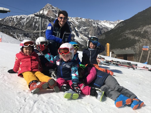 Kids Ski Lessons (3-5 y.) for First Timers & Beginners