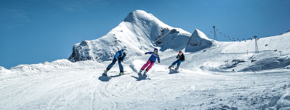 Teens Ski Lessons (12-15 y.) for Skiers with Experience