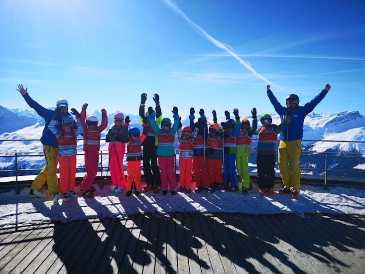 Clases de esquí para niños "Parsenn" (8-14 años) para esquiadores de nivel avanzado.
