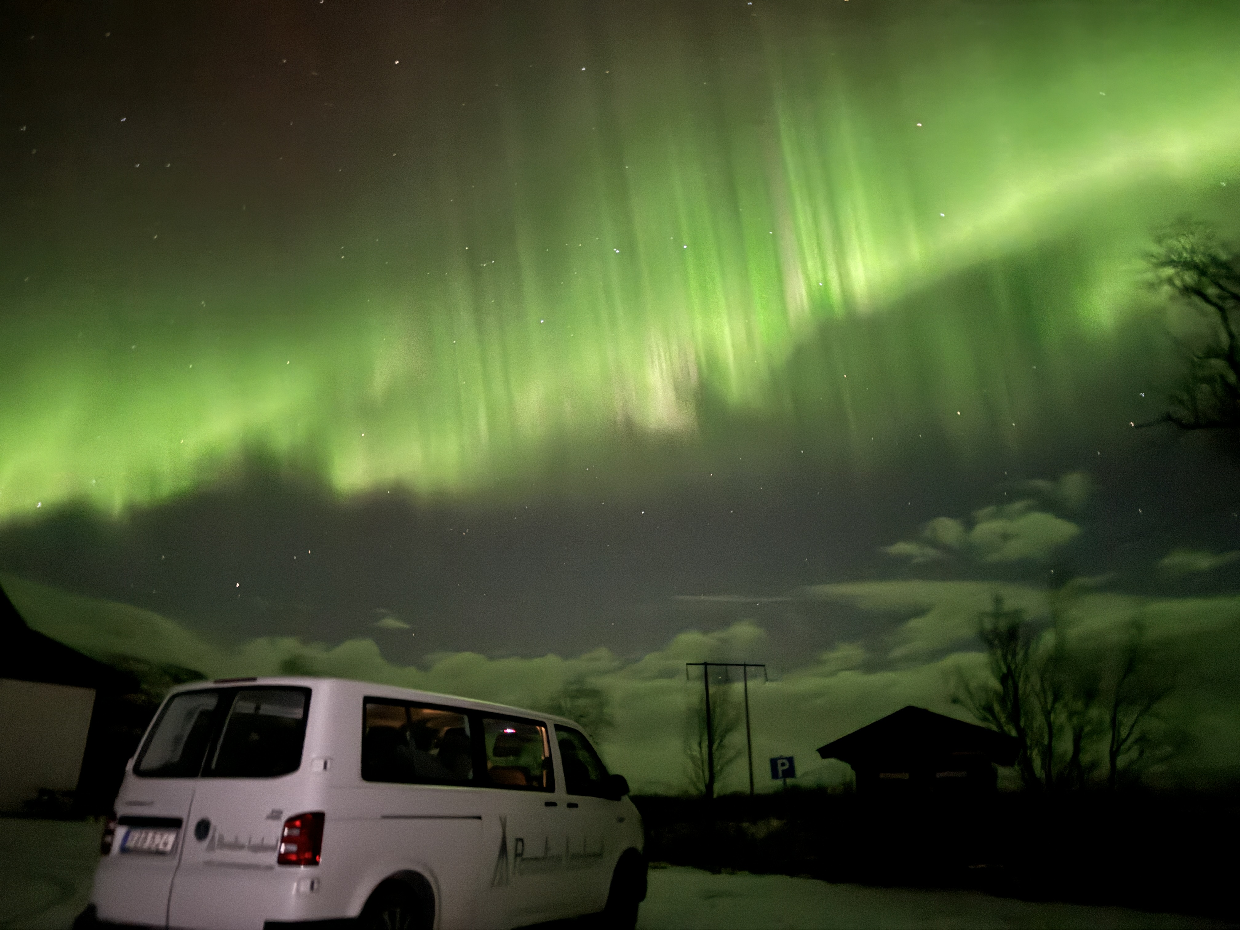 Tour dell'aurora boreale in minibus da Kiruna con Paradise Lapland Kiruna.