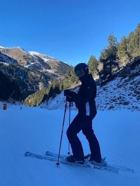 Adult Ski Lessons (from 16 y.) for All Levels