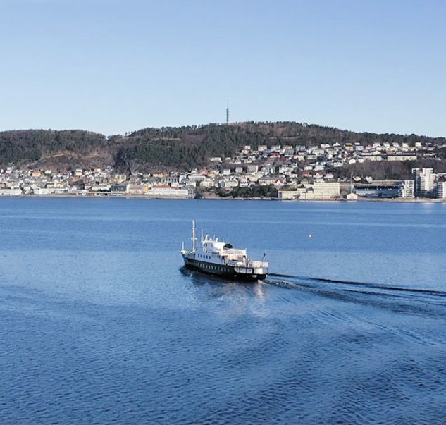 Full Day Boat Trip from Ålesund with Mountan Gondola from Cruise Service AS.