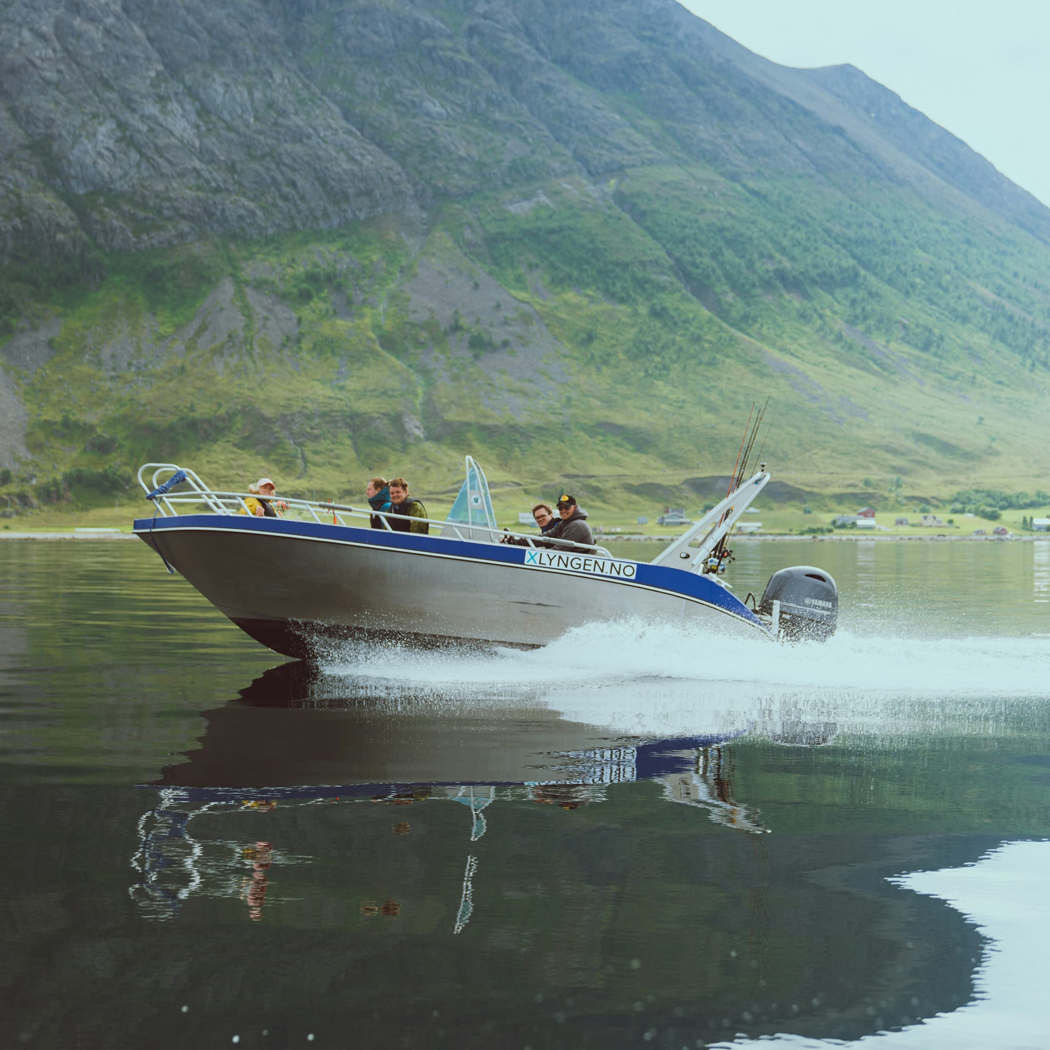 Boat Rental in Lenangsstraumen with Licence (up to 6 people) from Xlyngen Tromsø.