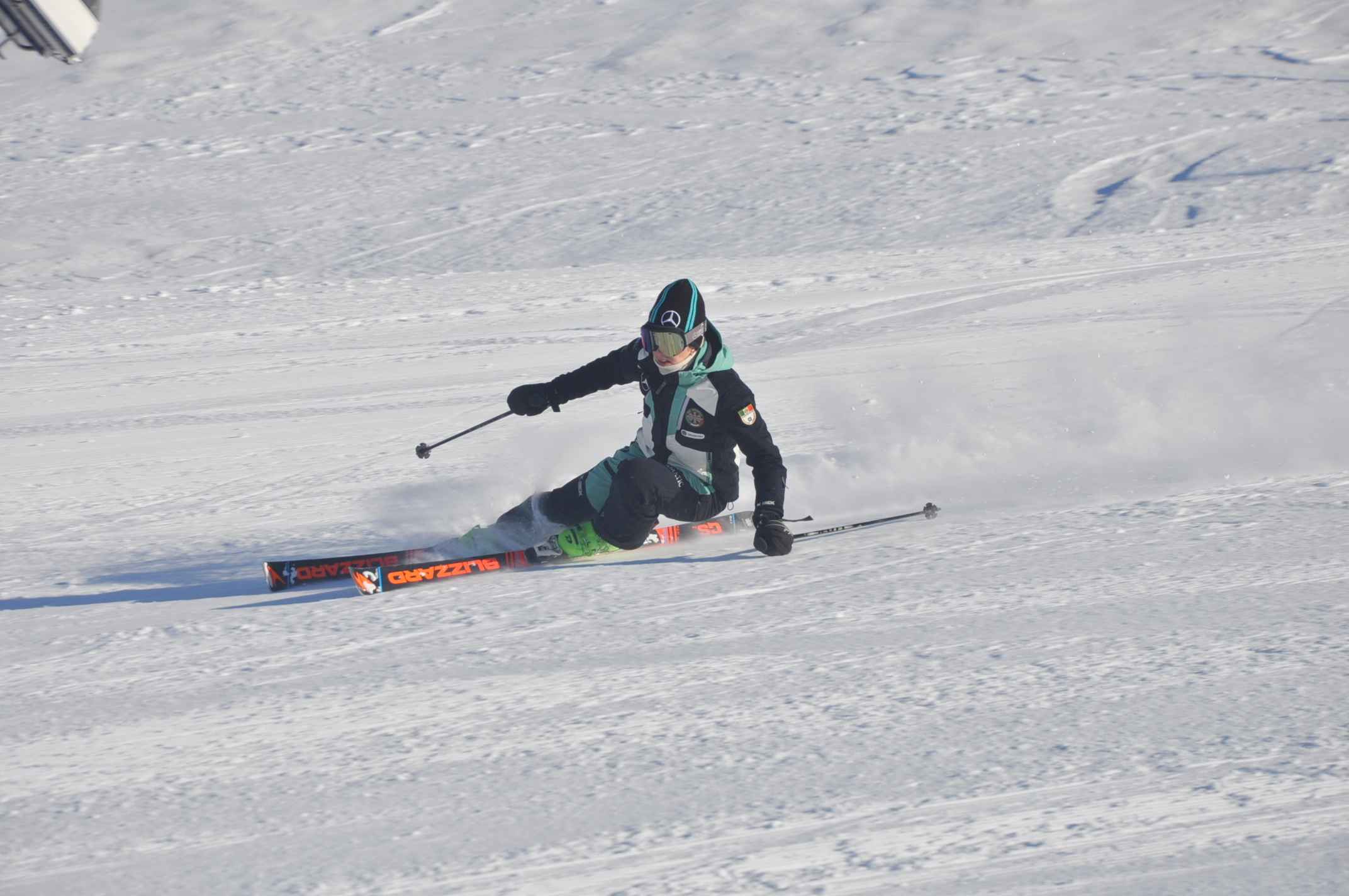 Cours particulier de ski Adultes dès 14 ans pour Tous niveaux avec École de ski Contea Bormio.