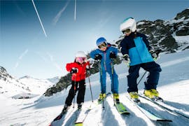 Kids Ski Lessons "Kids Club" (5-13 y.) for Advanced Skiers from Heli's Skischule Saalbach-Hinterglemm.