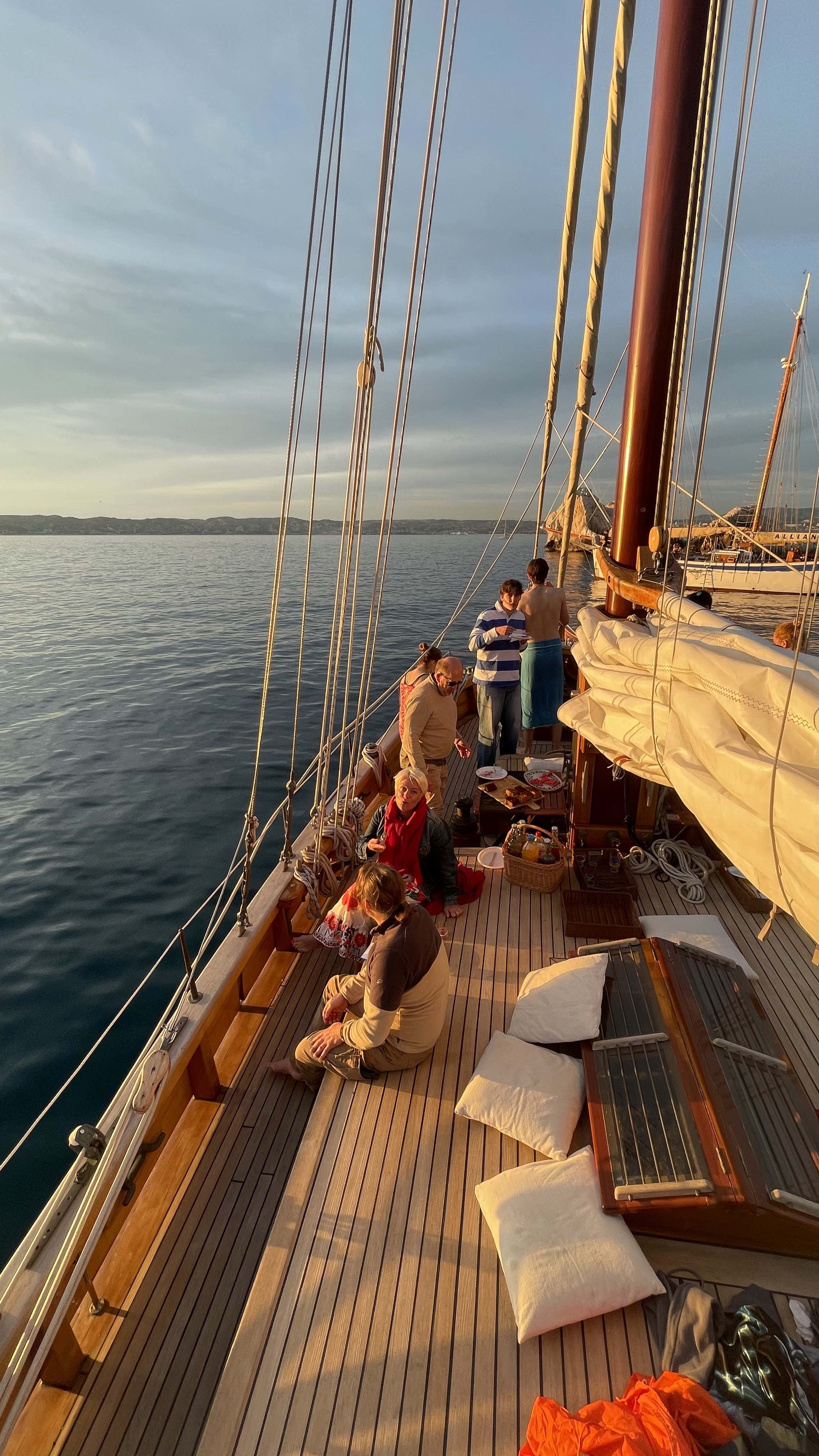 Sunset Sailing Trip to the Calanques of Frioul with Dinner from Eco Calanques Marseille.