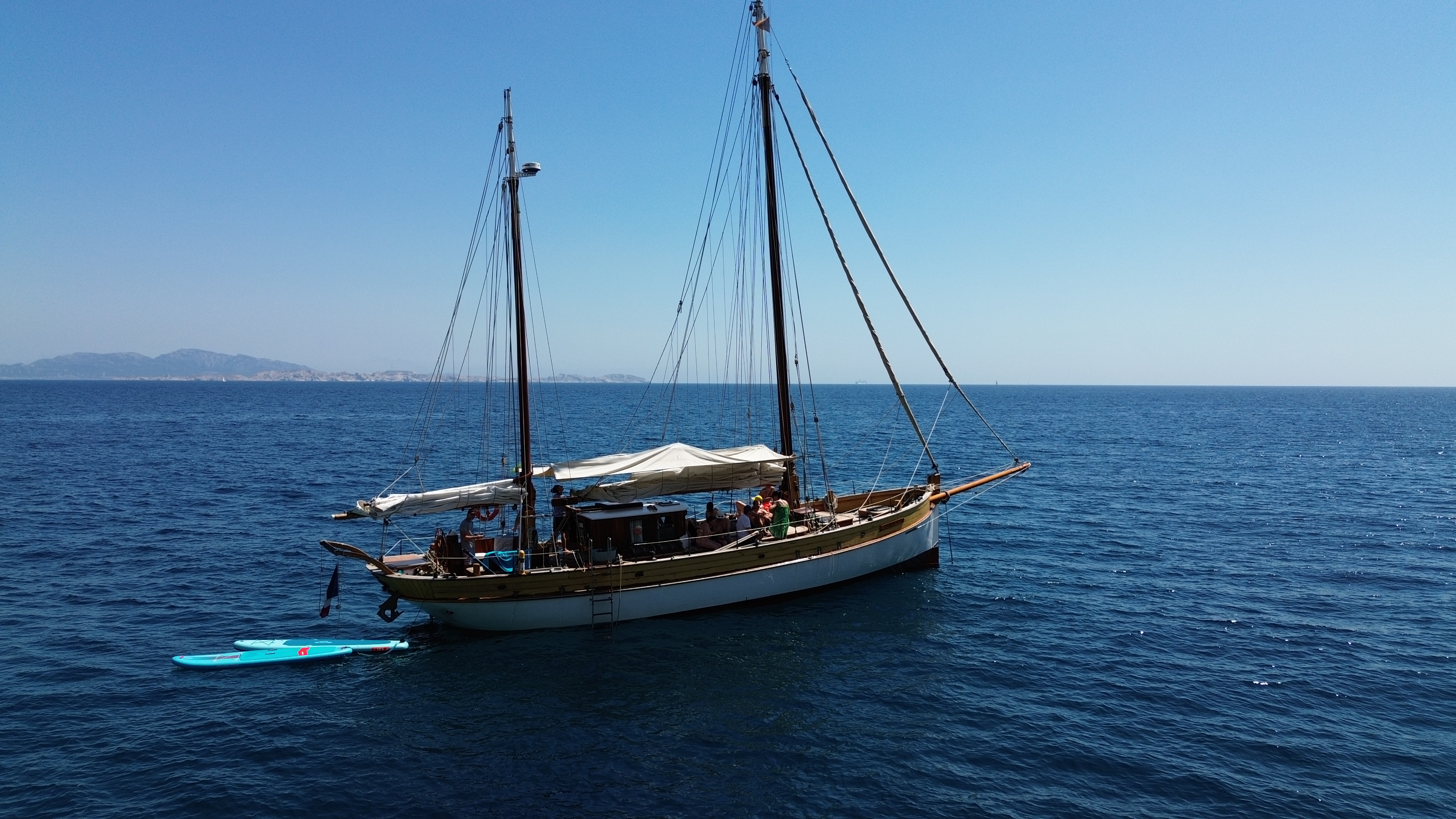 Sailing Trip in the Calanques National Park with Lunch and Swimming.