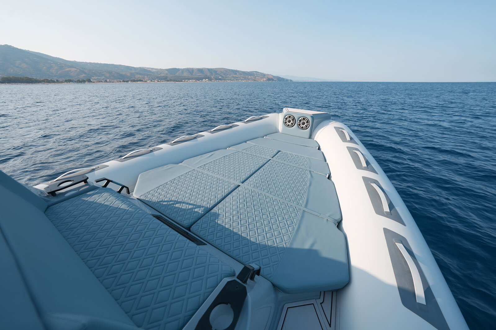 Tour in gommone di mezza giornata alle calette dell'Argentario con aperitivo e SUP.