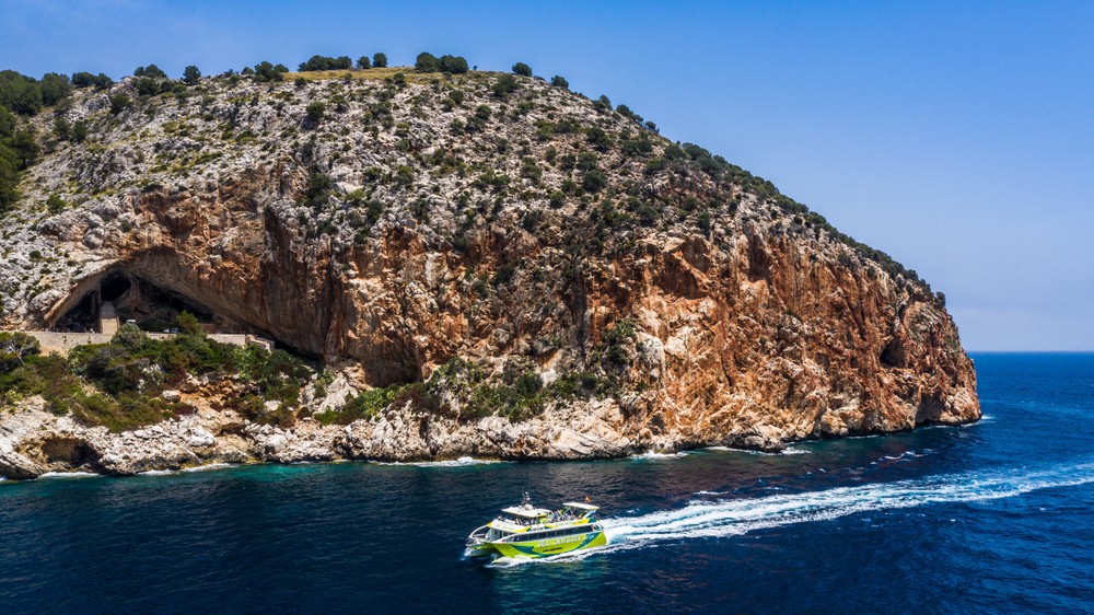 Glasboden-Katamarantour ab Sa Coma mit Mallorca Sea Paradise.
