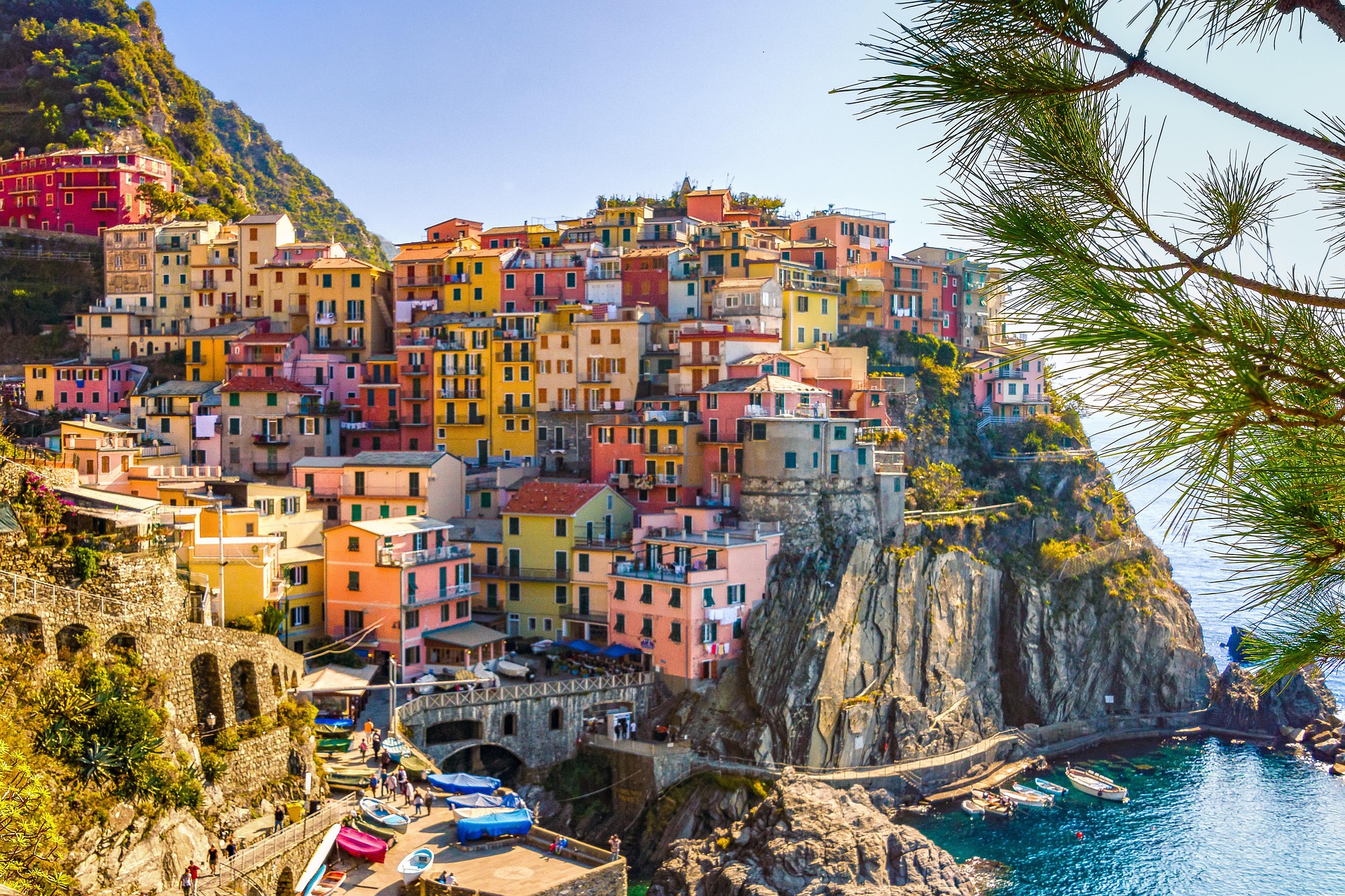 Private Boat Trip along the Gulf of Poets to Cinque Terre with Apéritif from Venere Boat Tours Cinque Terre.