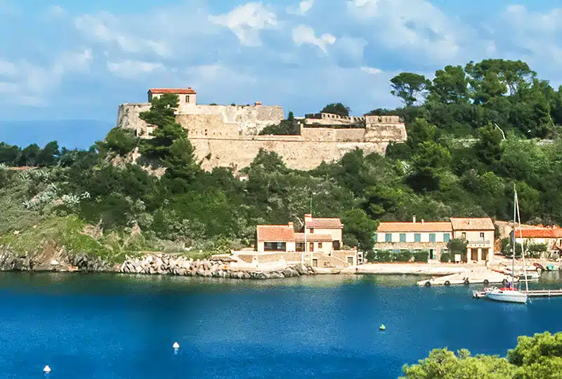 Rundfahrt mit der Fähre zur Insel Port-Cros ab La Londe-les-Maures.