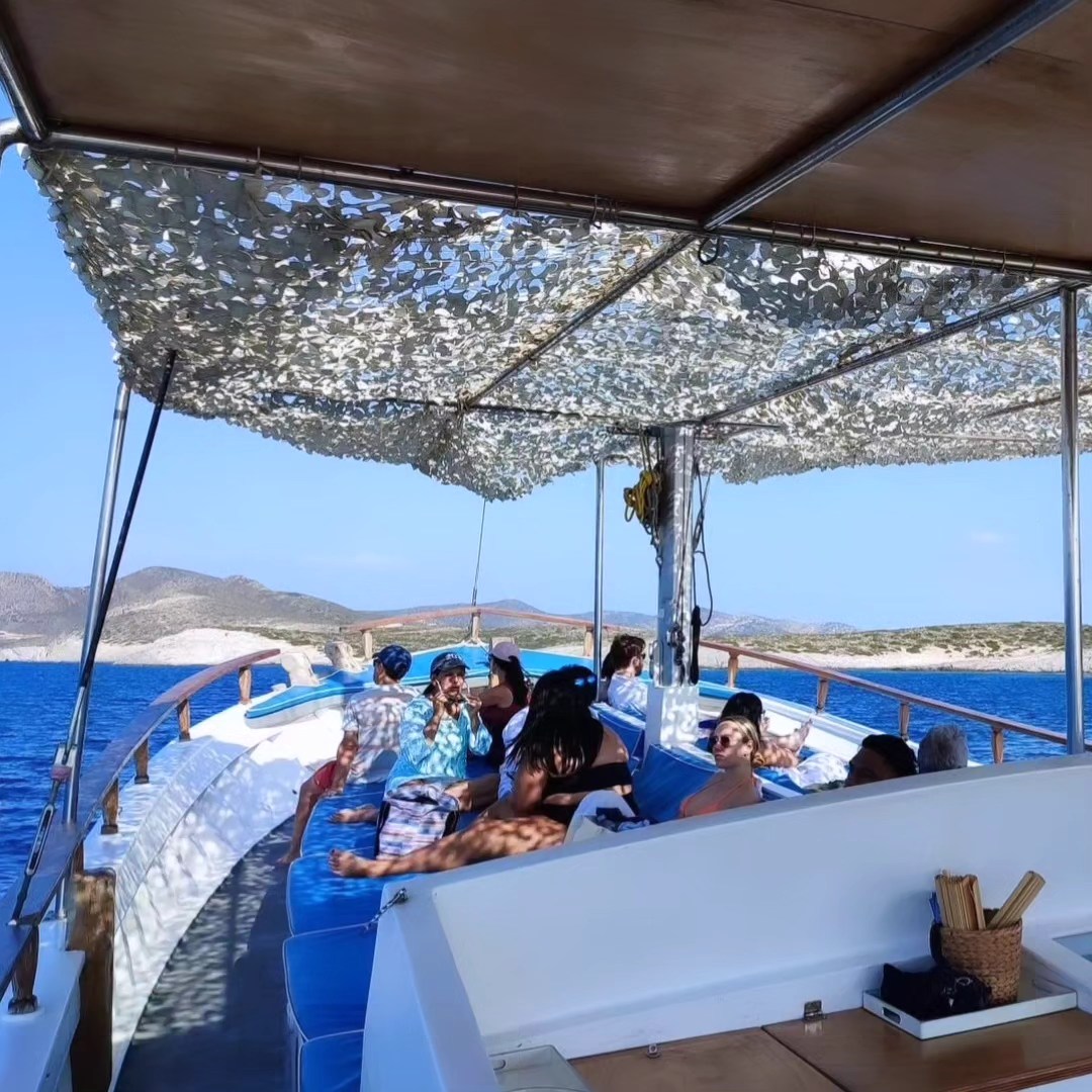 Private Sailing Boat Trip to the Blue Lagoon & Epitaphios Cave with Greek Lunch from Glaraki Cruises Antiparos.