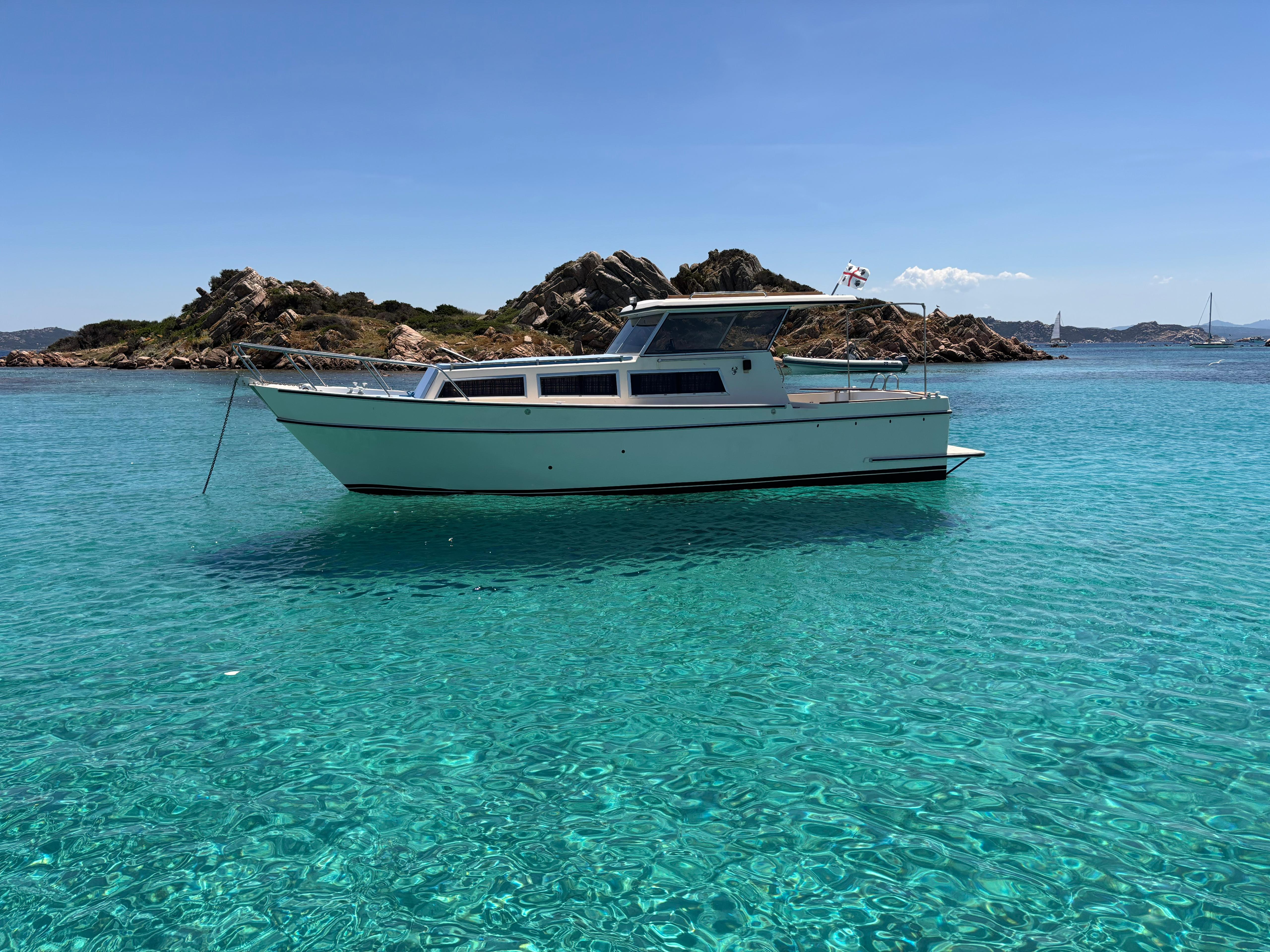 Paseo en barco privado a Isla Budelli - Playa Rosa con Emmagica Escursioni La Maddalena.