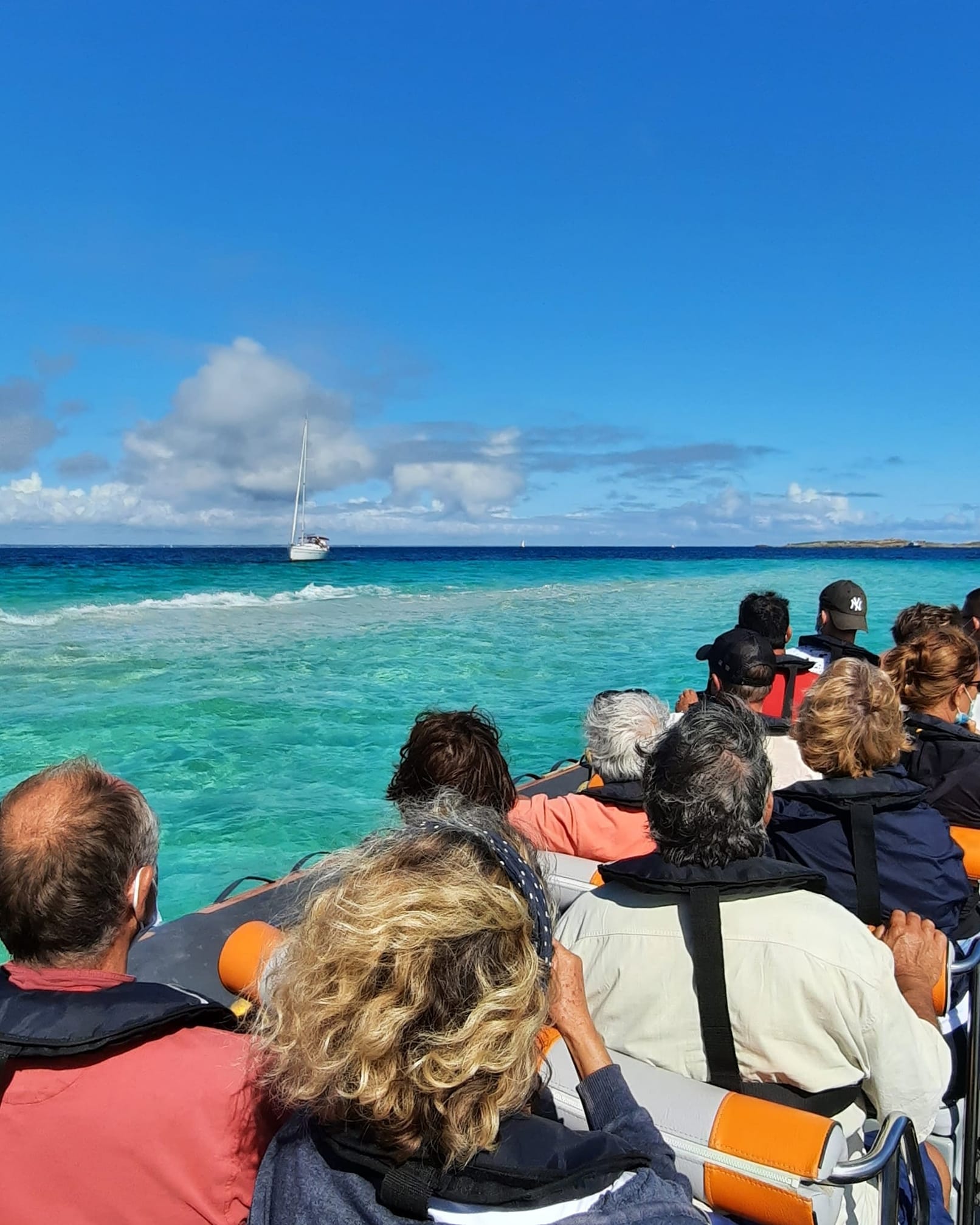 Tour in gommone da Trégunc all'arcipelago di Glénan con scalo sull'isola di Nicolas con Glénan Découverte Trégunc.