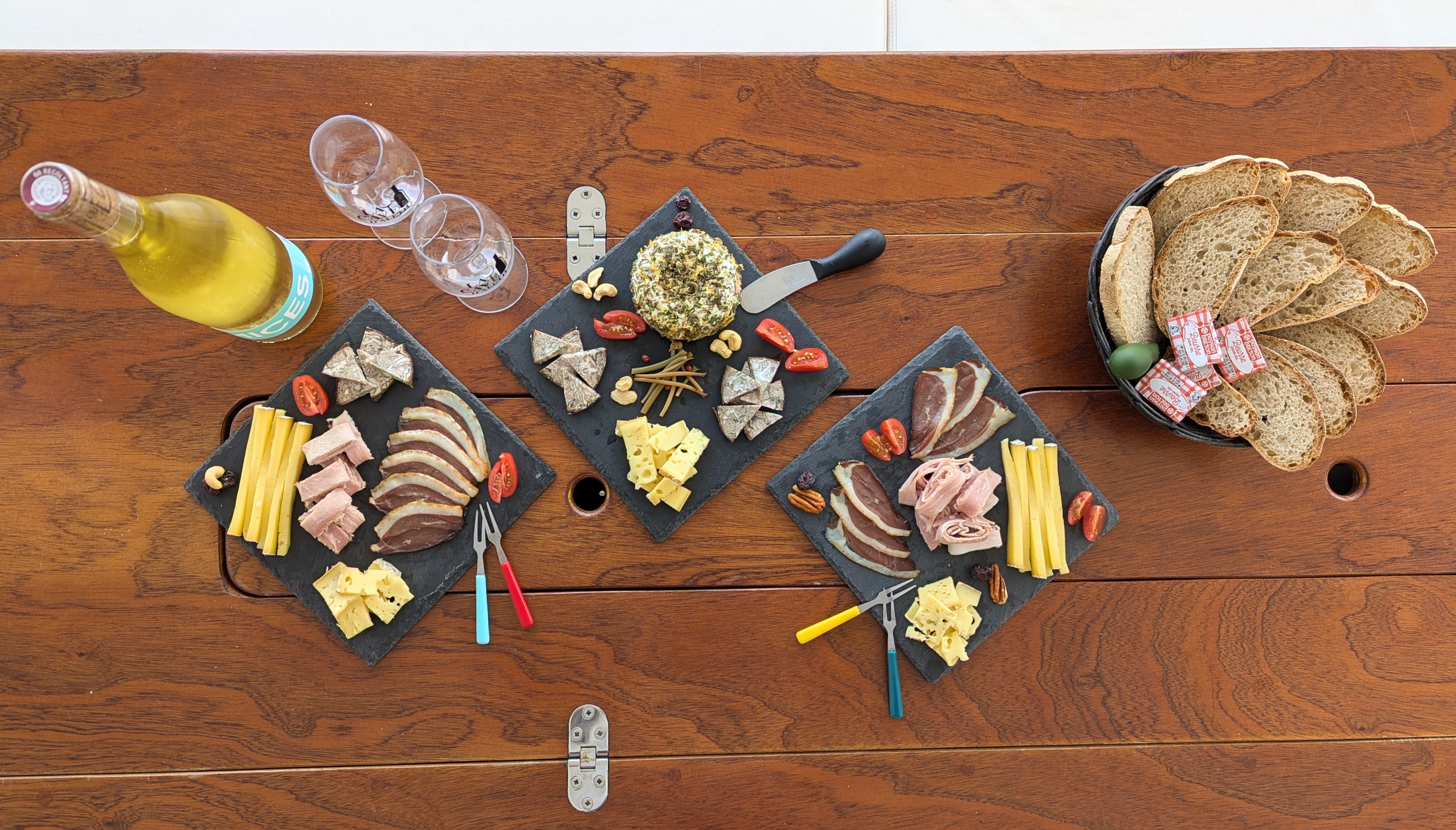 Balade en bateau sur la rivière de la Rance - Apéro Bistro.