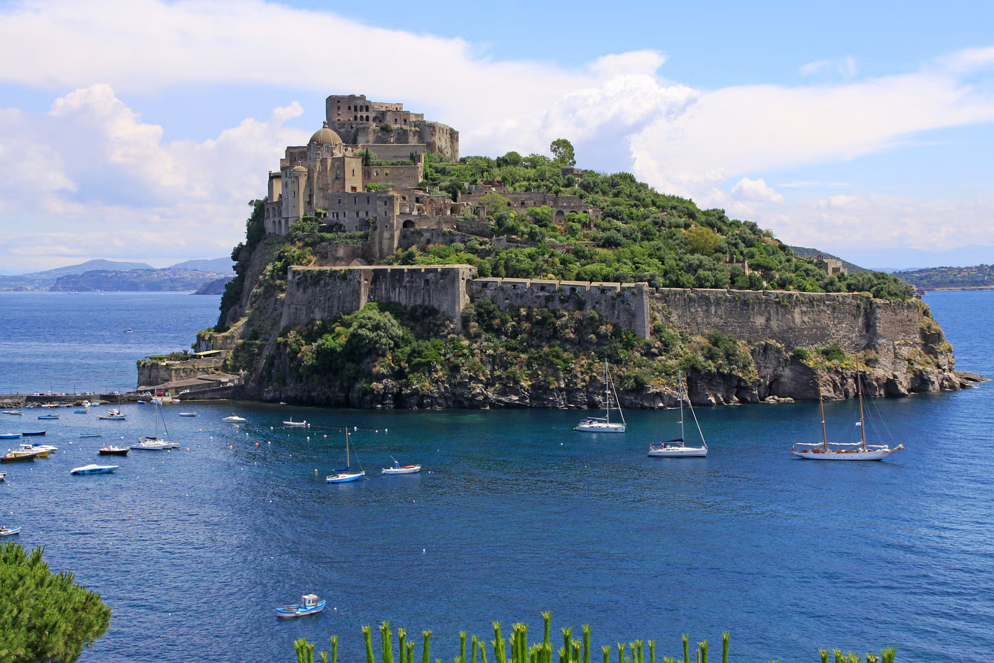Gita in barca da Sorrento a Isole Li Galli.