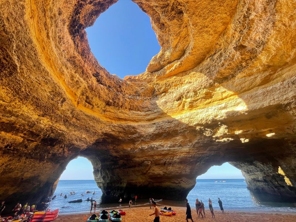Guided Kayak Tour to the Benagil Cave.