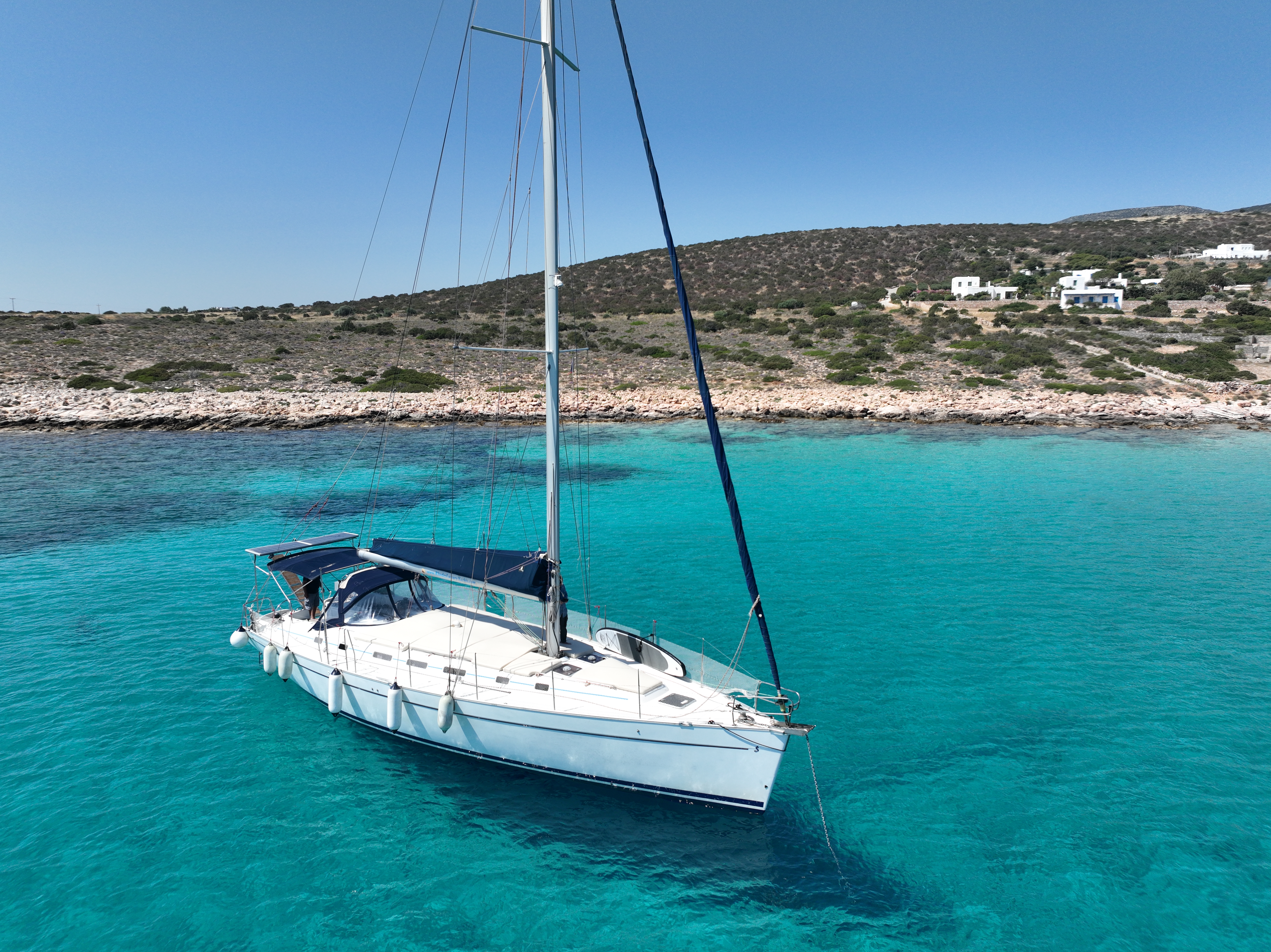 Sailing Trip from Paros to Antiparos with Lunch, Snorkeling & SUP from Voreas Paros Cruises.