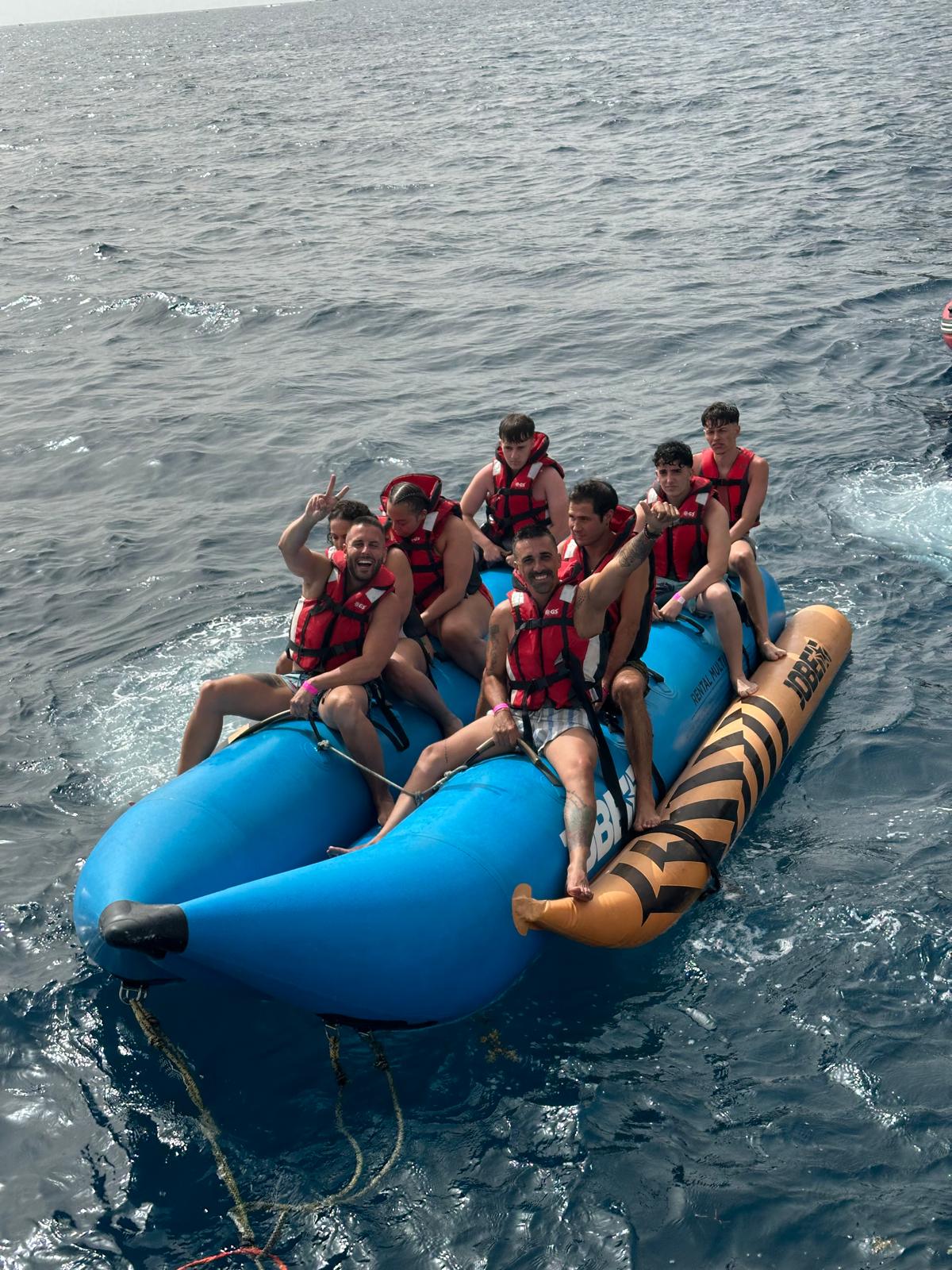 Balade en catamaran à fond de verre avec Boissons, Baignade et Bateau banane.