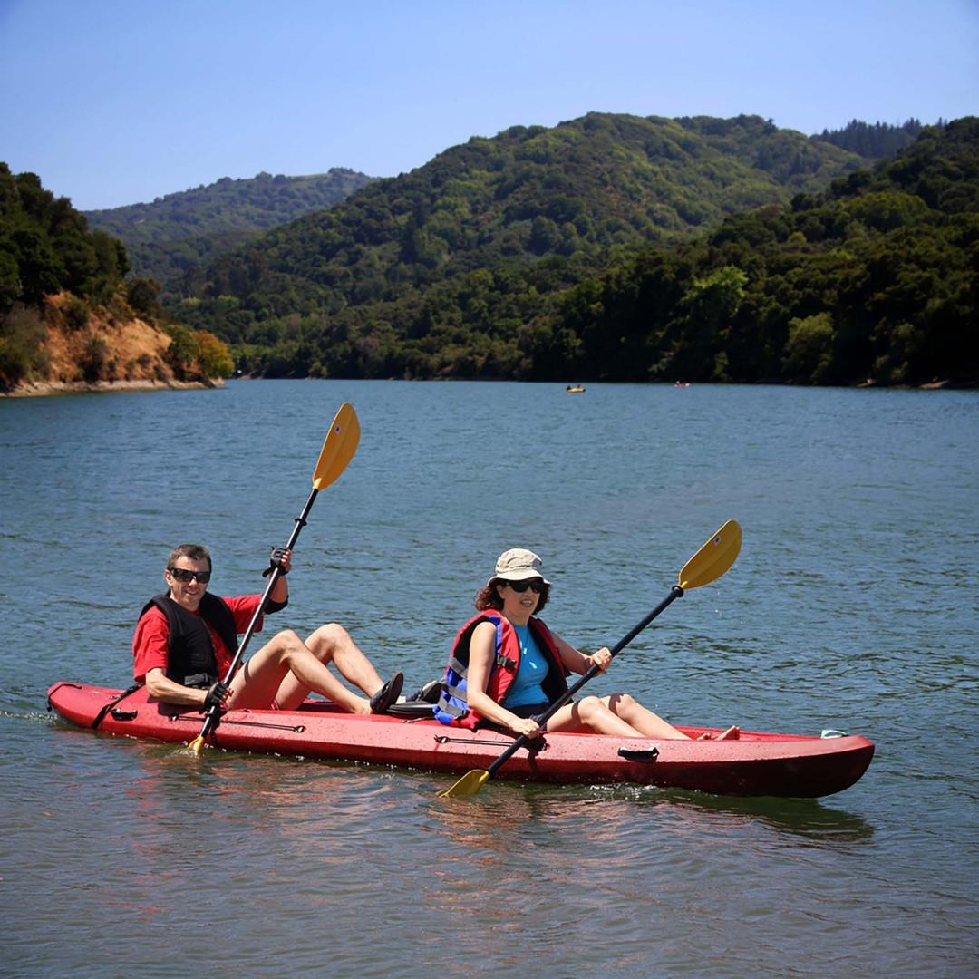 Geführte Seekajaktour in den Mangroven von Les Trois-Îlets mit Kayak Nature Evasion Martinique.