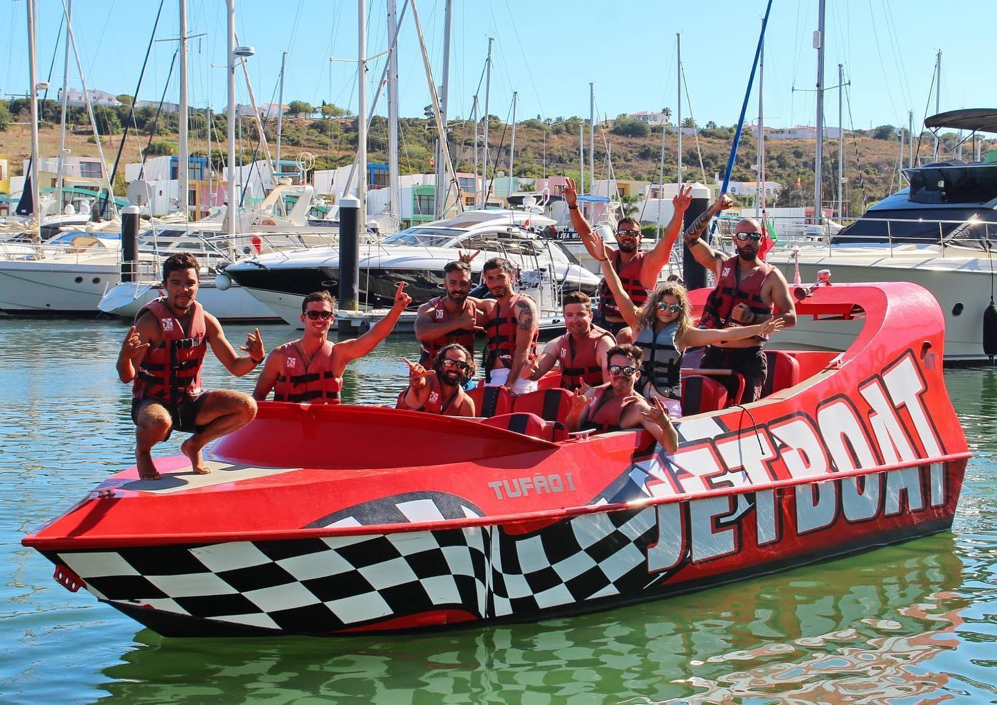 Jet Boat Ride in Albufeira - 30 minutes from Momentos Dinâmicos.