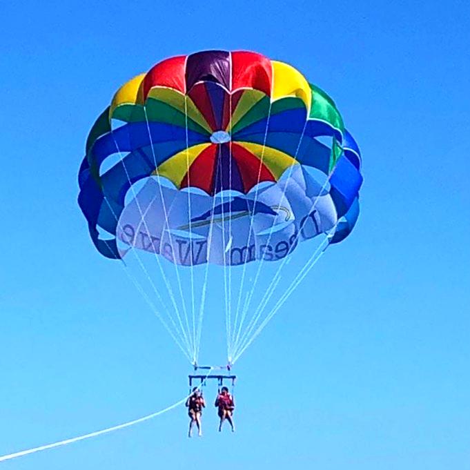 Parasailing in Albufeira.