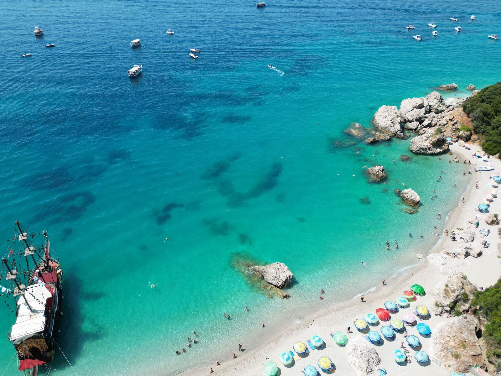 Boat Trip from Saranda to Kroreza Beach with Drinks & Snorkeling.