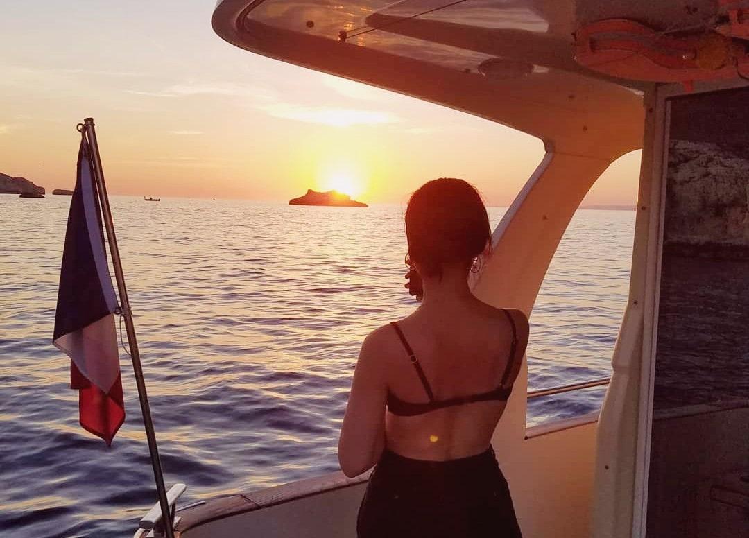 Bootstour zu den Frioul-Inseln bei Sonnenuntergang ab Marseille – Linkes Ufer.