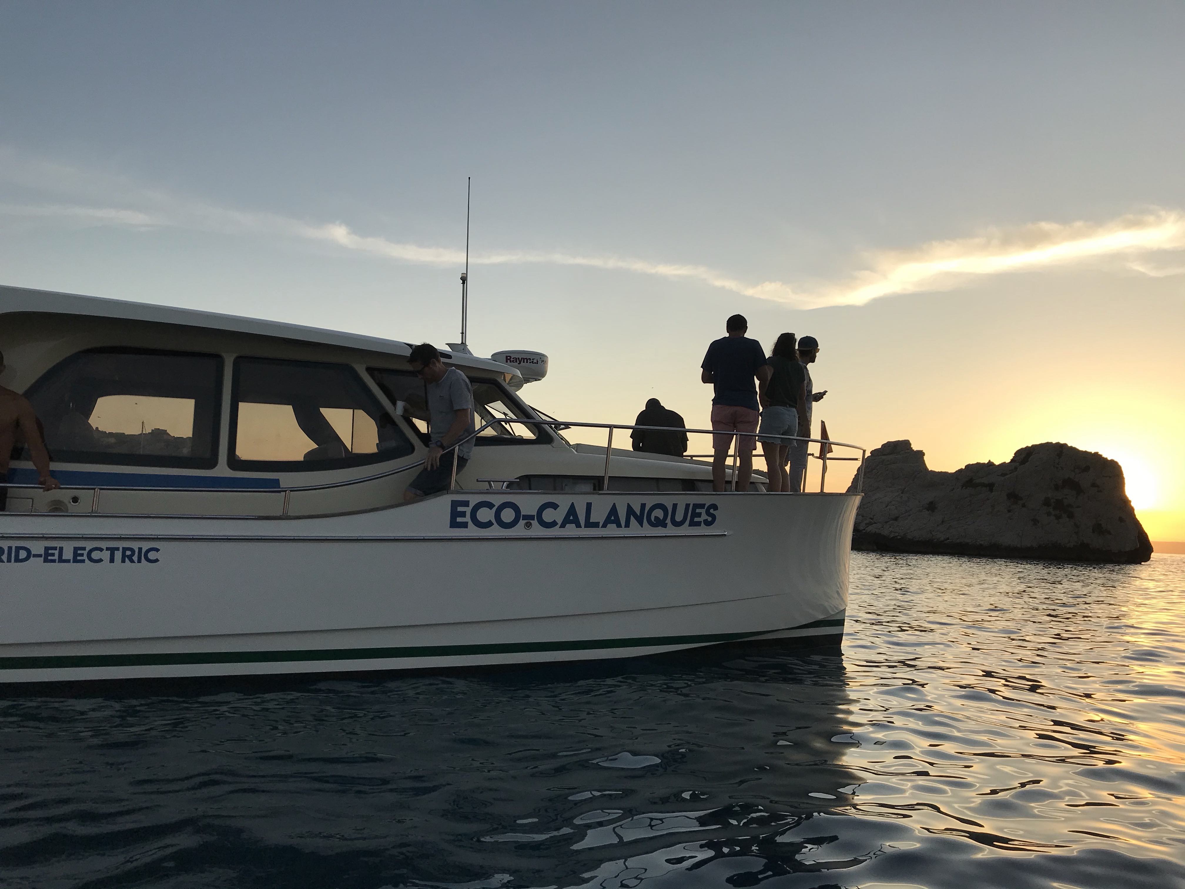 Giro in barca al tramonto nell'arcipelago delle Frioul da Marsiglia – Riva sinistra con Eco Calanques Marseille.