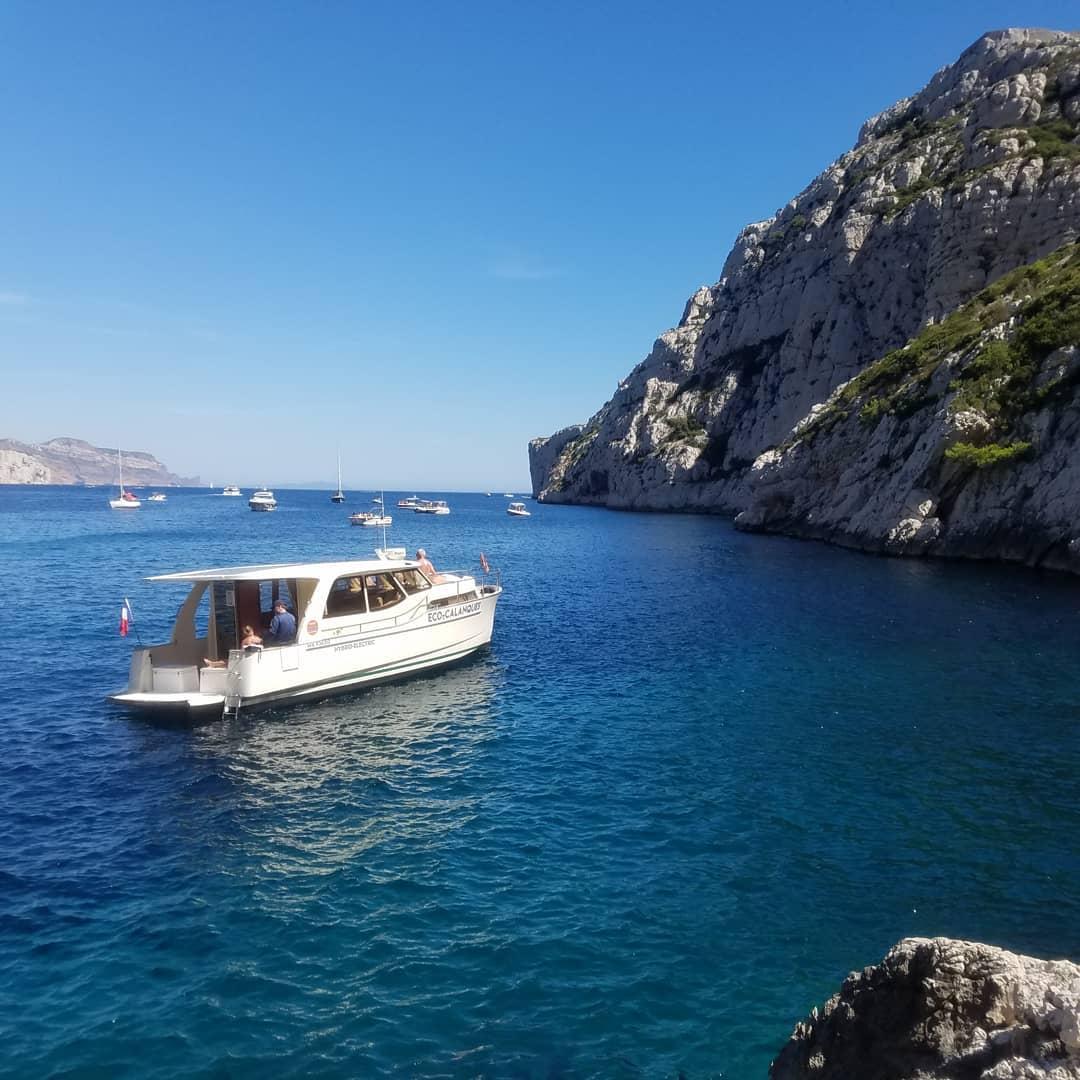 Half-Day Boat Trip to Calanques National Park with Snorkeling from Marseille – Left bank.