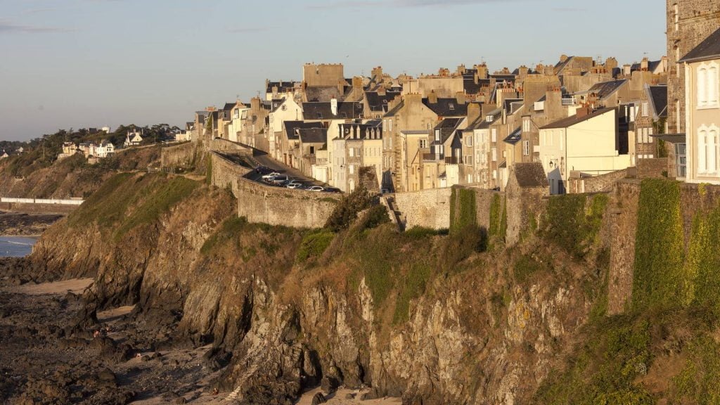 Traghetto andata e ritorno intorno all'arcipelago di Chausey da Granville con Vedettes Jolie France Granville.