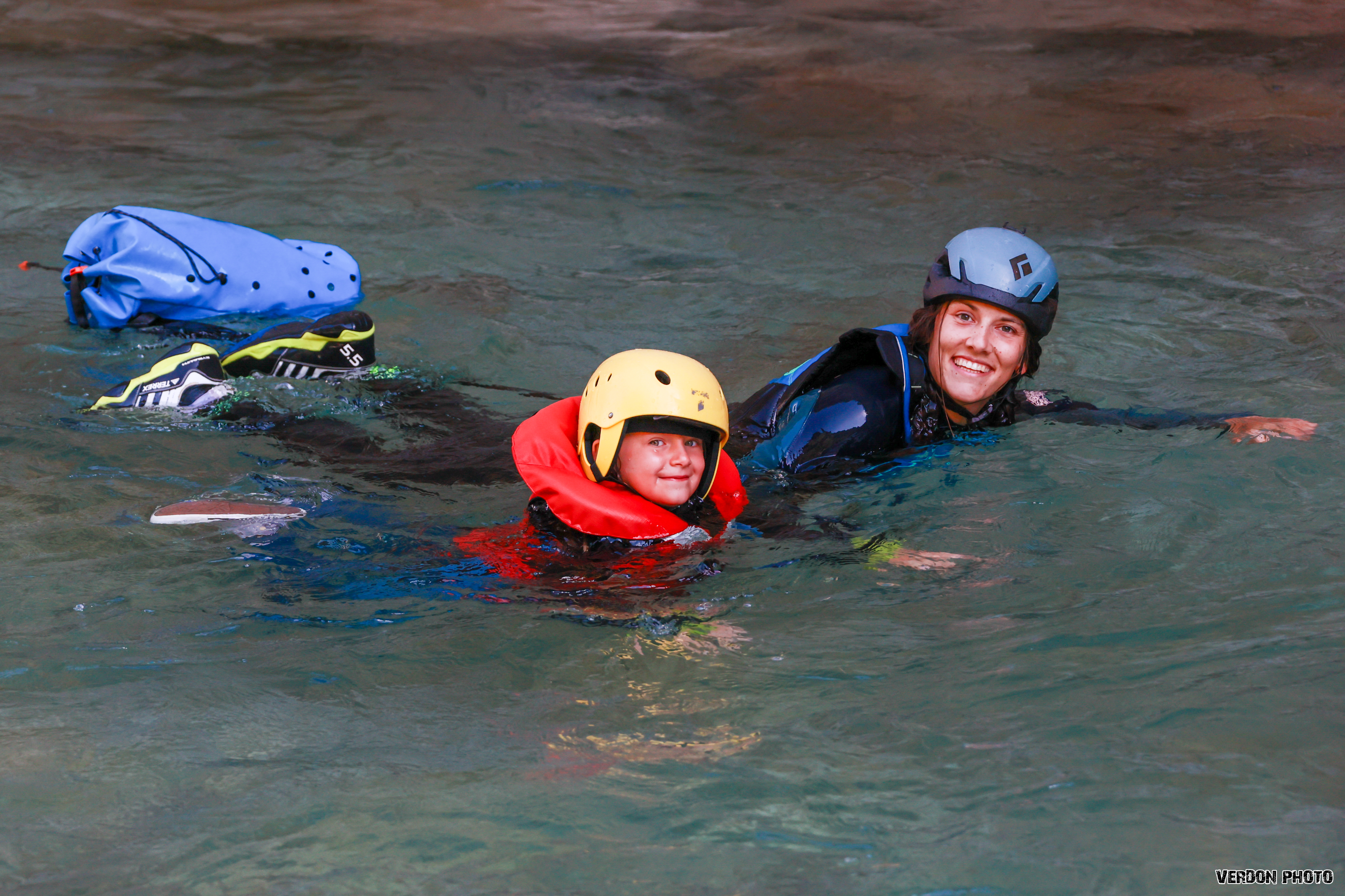 Aqua rando dans le Verdon au pont de Tusset en Famille (dès 7 ans) avec Buena Vista Rafting Verdon.