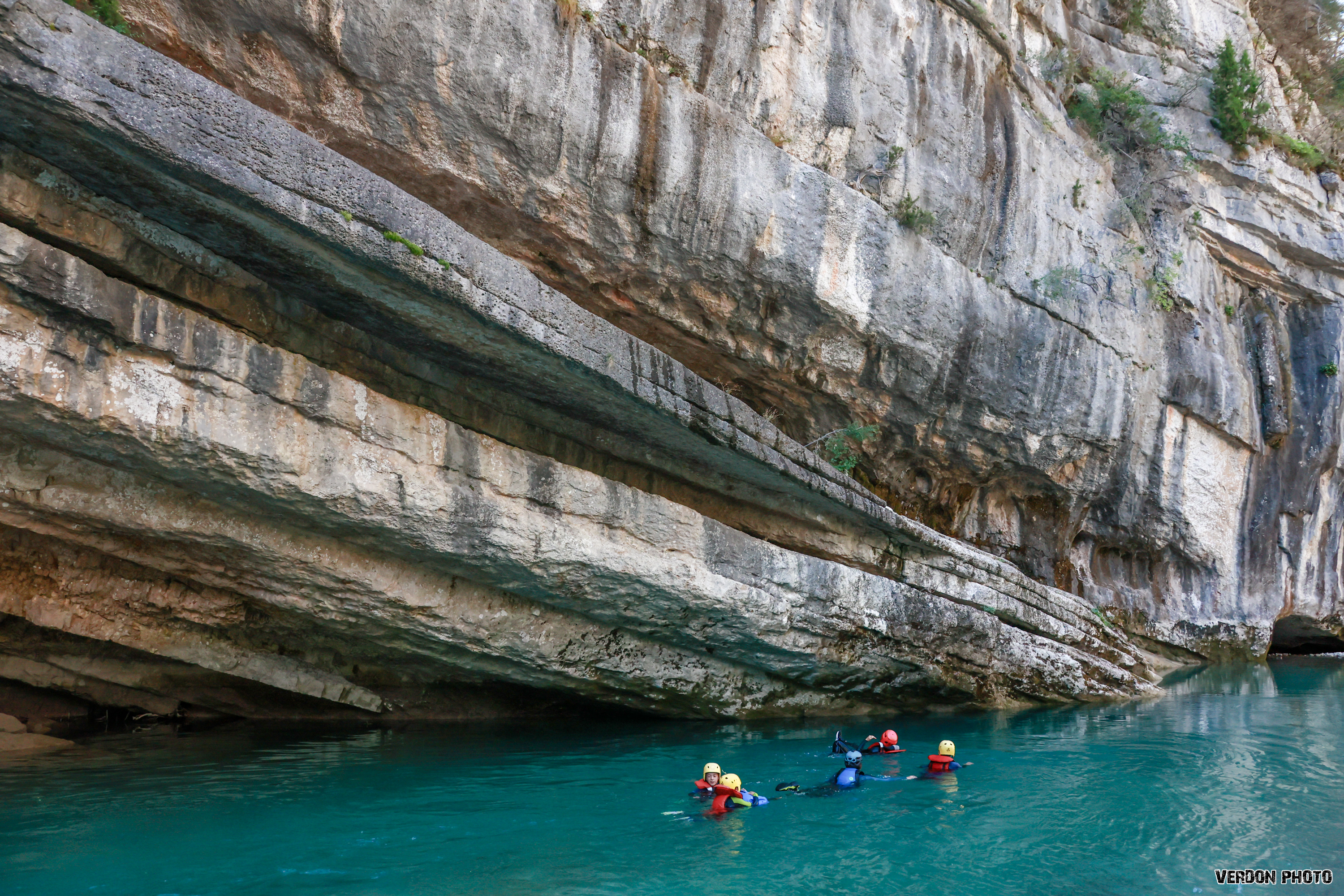 Flusstrekking in Tusset in der Verdon-Schlucht (ab 7 J.).