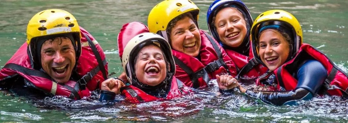 Randonnée aquatique "Tusset" dans les gorges du Verdon (dès 7 ans) avec Buena Vista Rafting Verdon.
