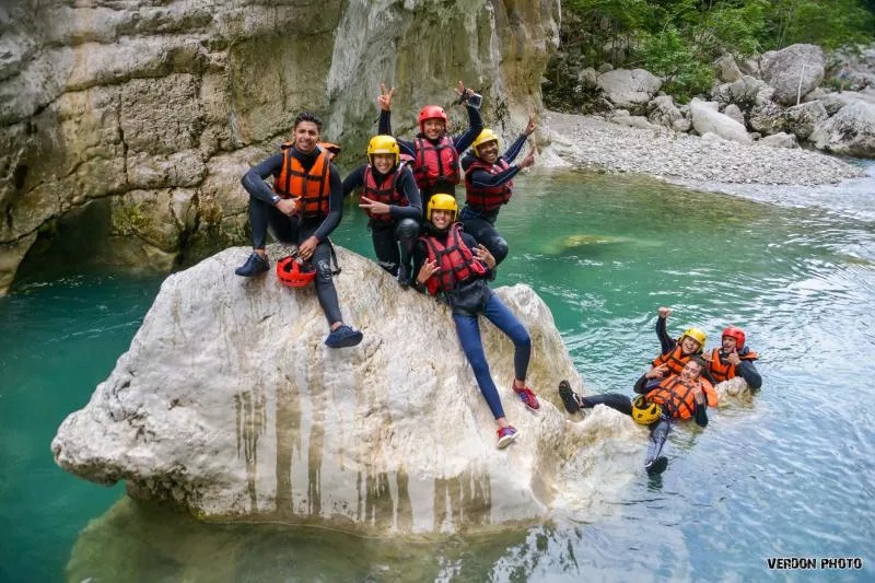 Randonnée aquatique "Samson Trescaire" dans les gorges du Verdon (dès 12-13 ans).