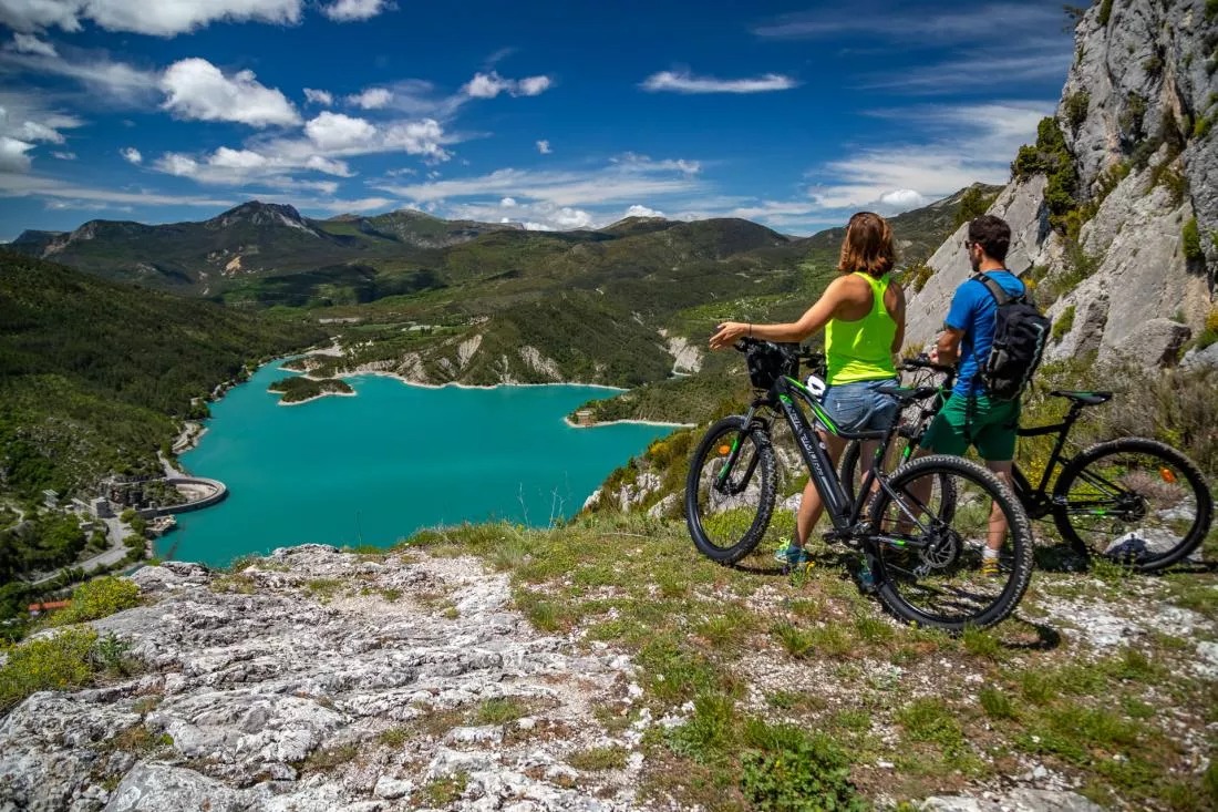 Location de VTT électrique à Castellane.