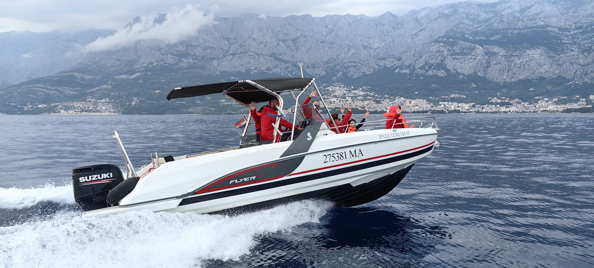 3-Island Speedboat Trip to the Golden Horn & Blue Lagoon with Snorkeling.