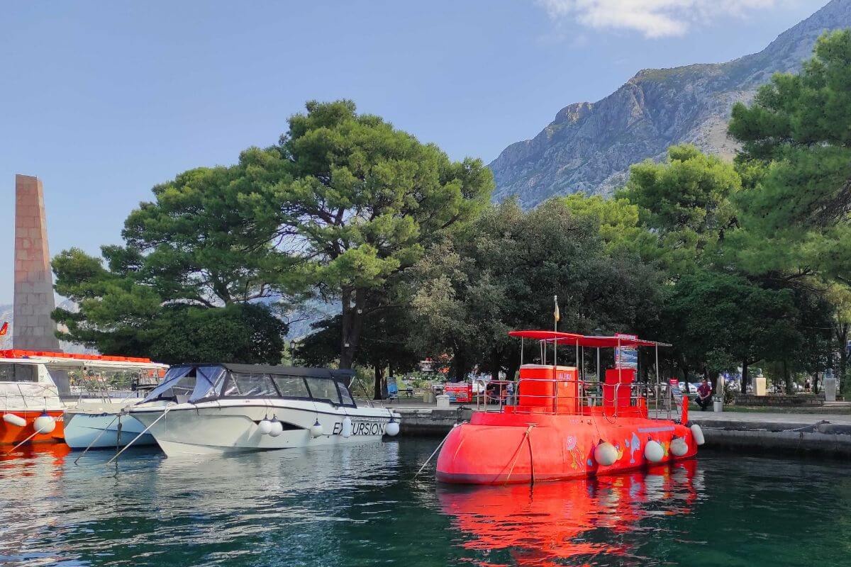 Halbtauchboot-Tour rund um Kotor.