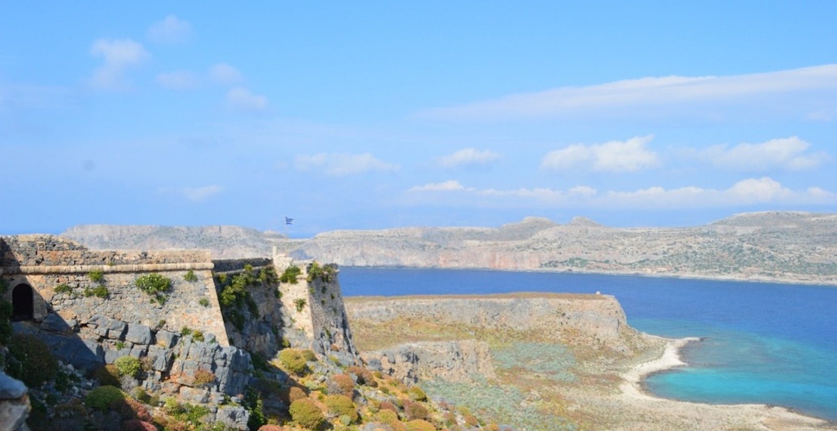 Paseo privado en barco desde Falasarna a Balos, Gramvousa y Menies con baño.