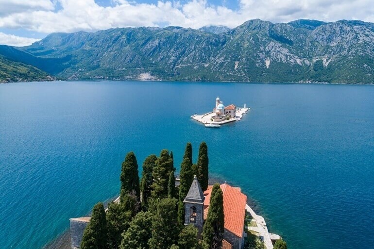 Private Bootstour in der Bucht von Kotor mit Montenegro Submarine.