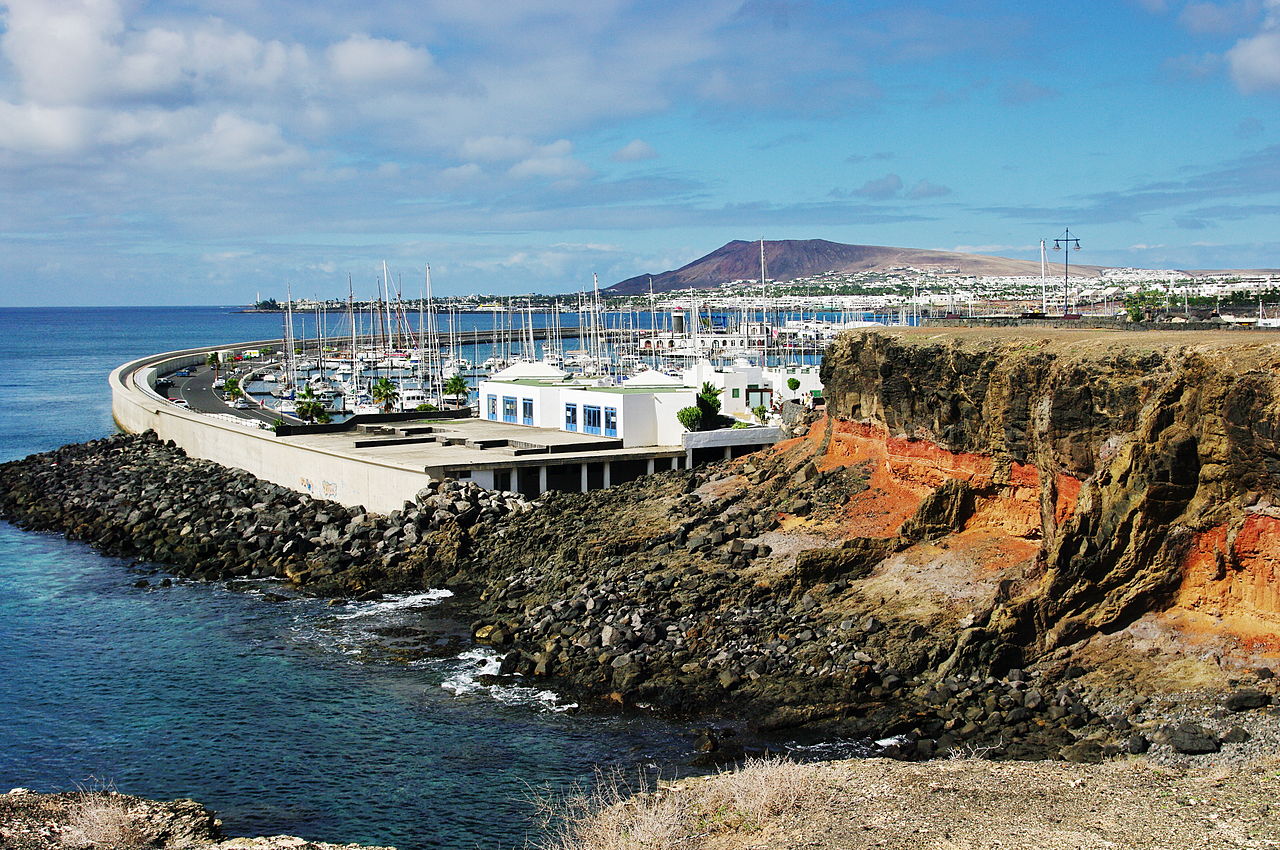 Round Trip Ferry from Fuerteventura to Lanzarote from Lineas Romero.